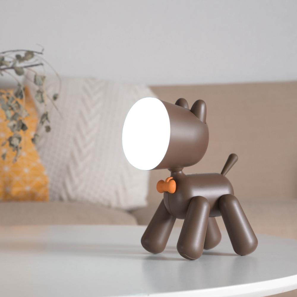 lampe chien marron