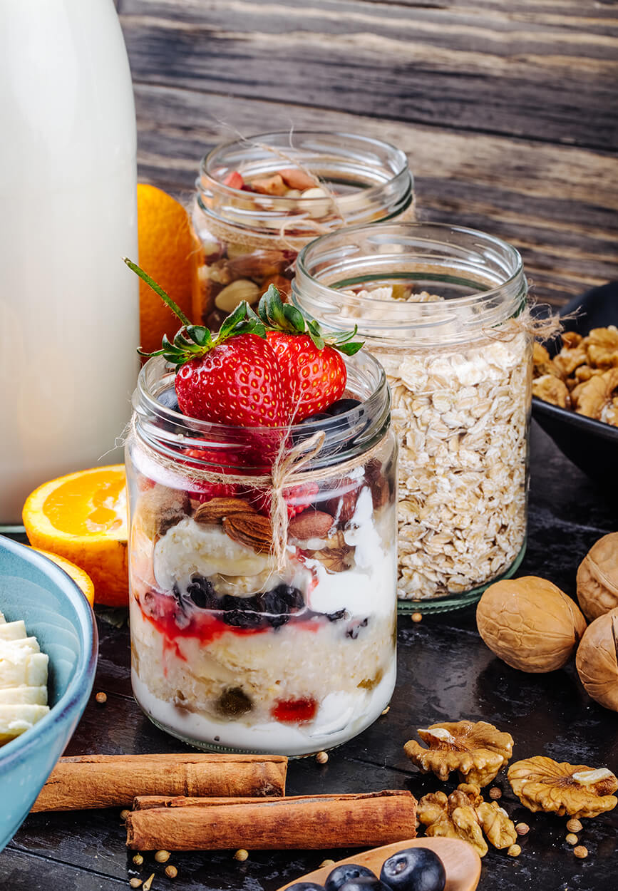 Dessert dans un bocal en verre