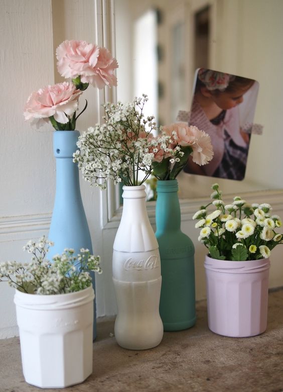 DIY déco - bouteilles peintes en pastel