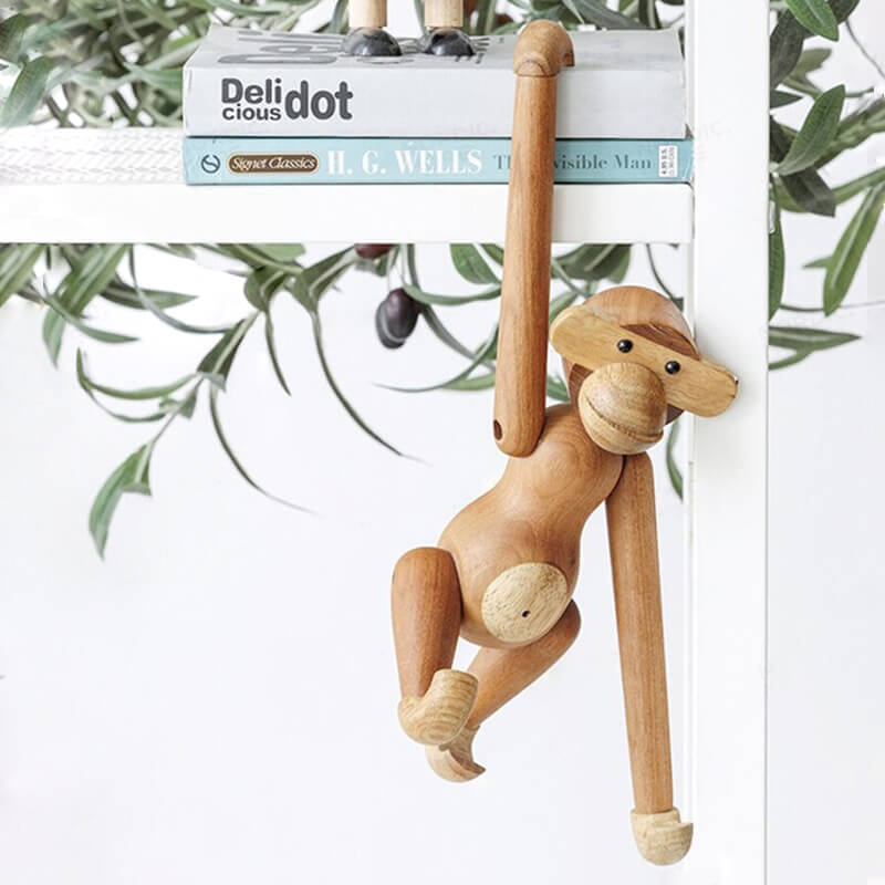 Statue de singe en bois suspendue