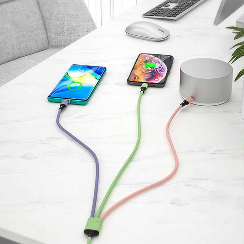 câble USB 3 en 1 pour téléphones Apple et Android