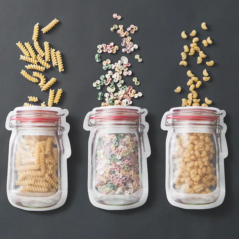 3 sachets conservation contenant des pâtes
