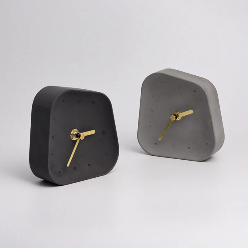 horloge de table béton noir et gris