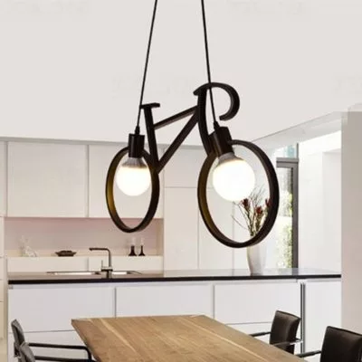 Lampe vélo noir dans une cuisine