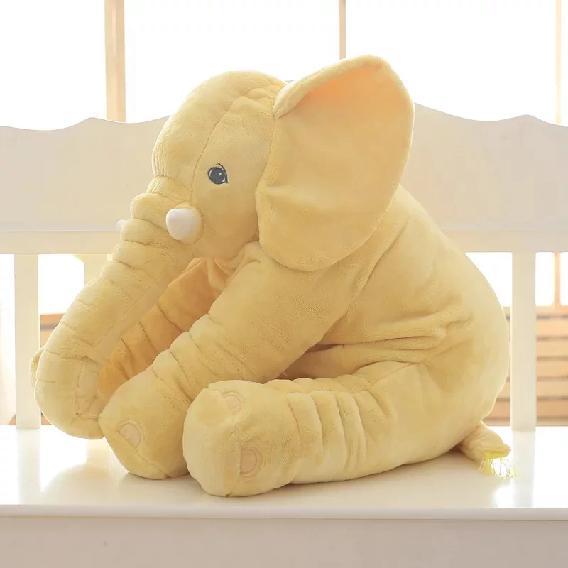 Oreiller éléphant en peluche jaune