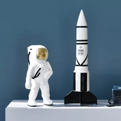 Astronaute et fusée
