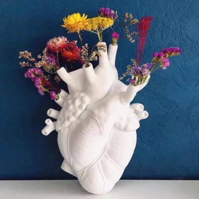 vase coeur design moderne