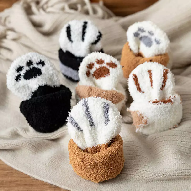 Chaussettes en fourrure pour l'hiver modèle chat