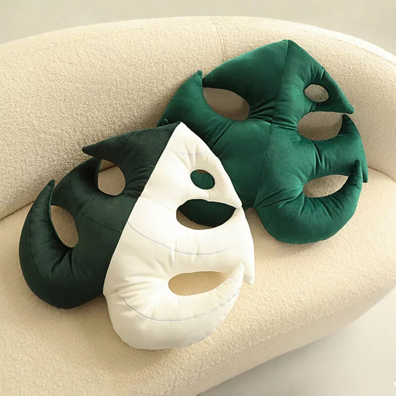 coussin en forme de feuille de monstera